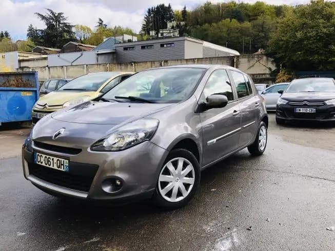 Renault CLIO 2012 thumbnail 1