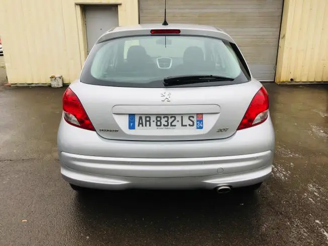 Peugeot 207 2010 thumbnail 5