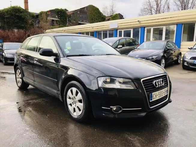 Audi A3 2012 thumbnail 3