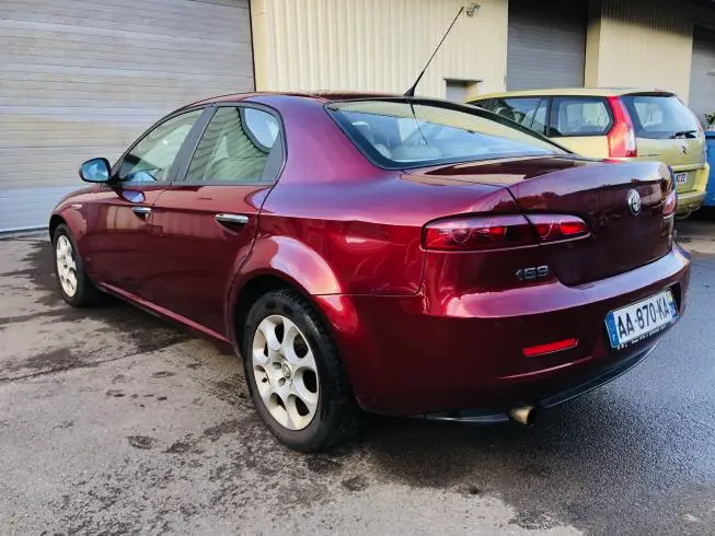 Alfa Romeo 159 2006 thumbnail 5