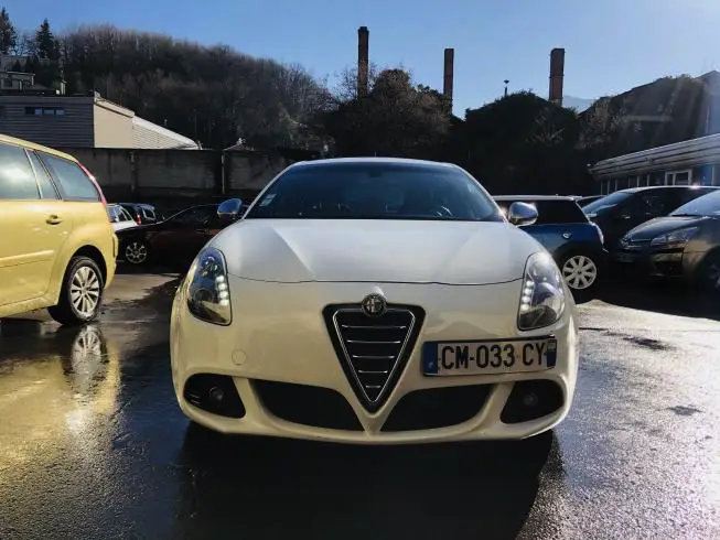 Alfa Romeo GIULIETTA 2013 thumbnail 2