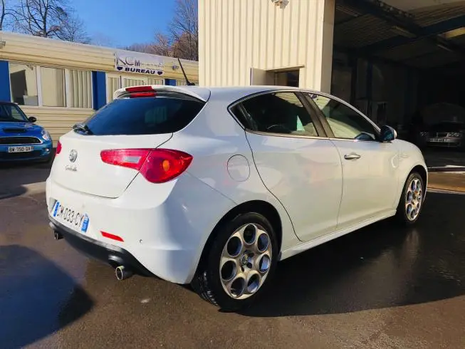 Alfa Romeo GIULIETTA 2013 thumbnail 4