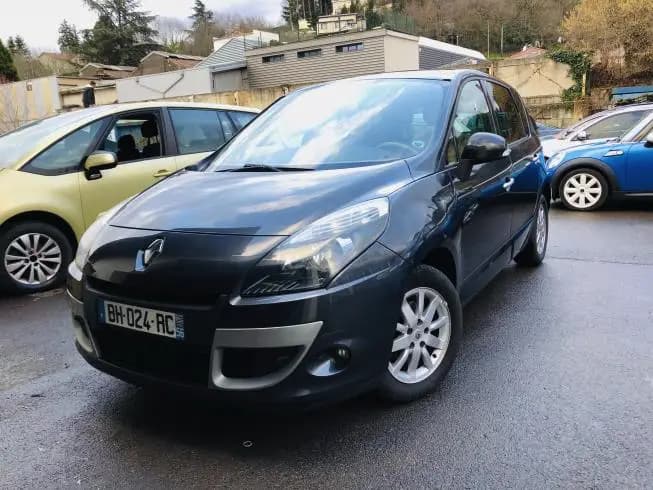 Renault SCENIC 2011 thumbnail 1