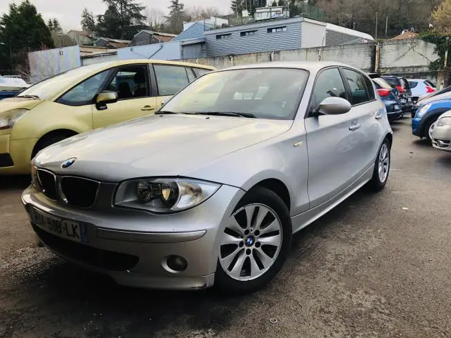 Bmw SERIE 1 2006 thumbnail 1