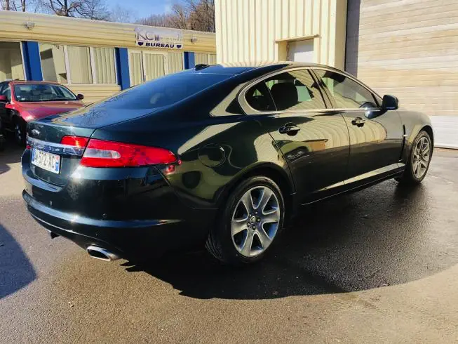 Jaguar XF 2009 thumbnail 4