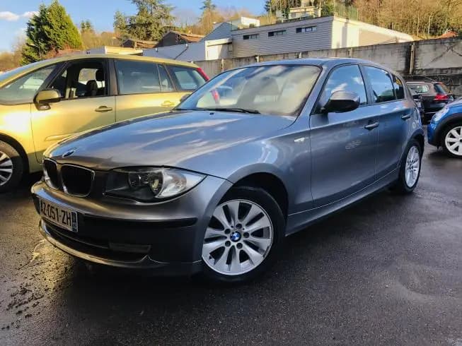 Bmw SERIE 1 2010 thumbnail 1