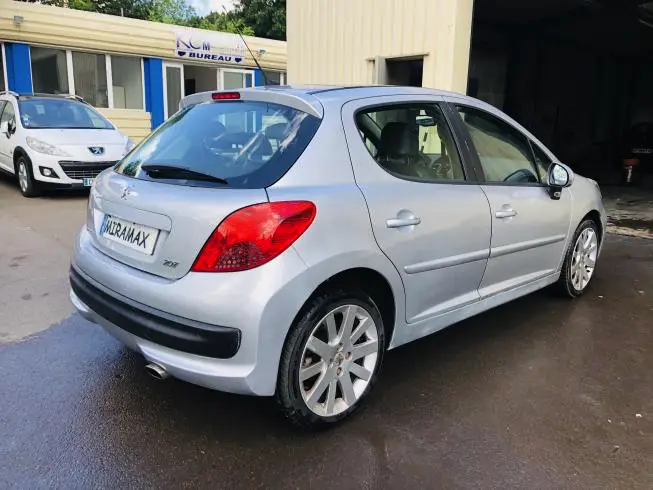 Peugeot 207 2009 thumbnail 4