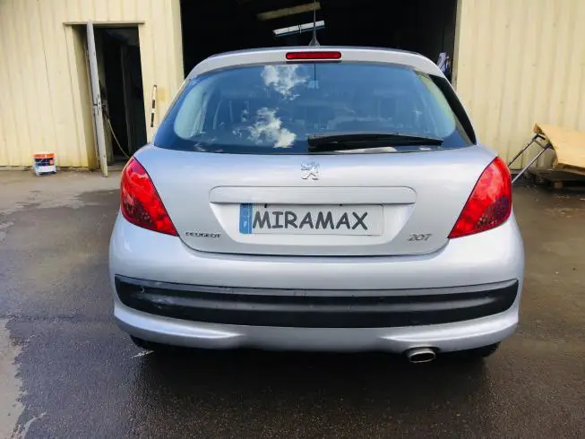 Peugeot 207 2009 thumbnail 5