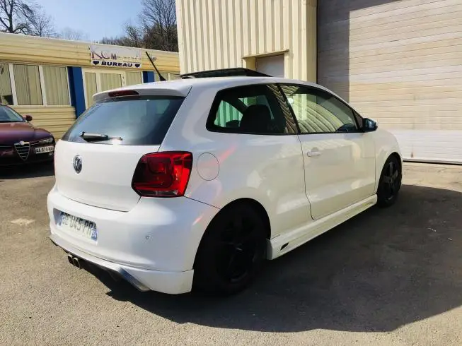 Volkswagen POLO 2011 thumbnail 4