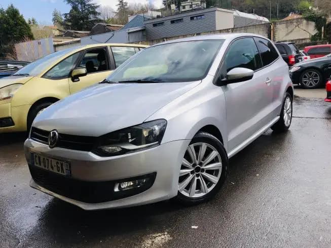 Volkswagen POLO 2013 thumbnail 1