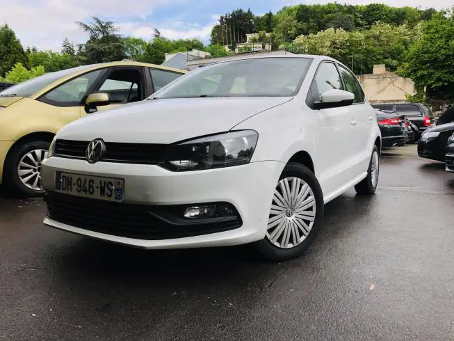Volkswagen POLO 2015 thumbnail 1