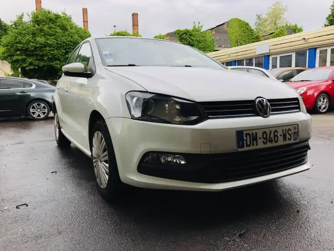 Volkswagen POLO 2015 thumbnail 2