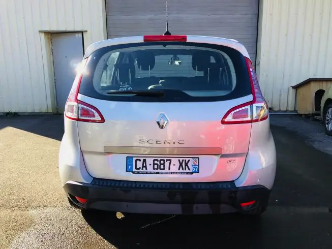 Renault SCENIC 2011 thumbnail 5