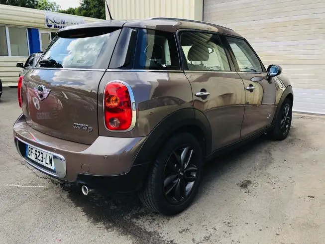 Mini COUNTRYMAN 2011 thumbnail 3