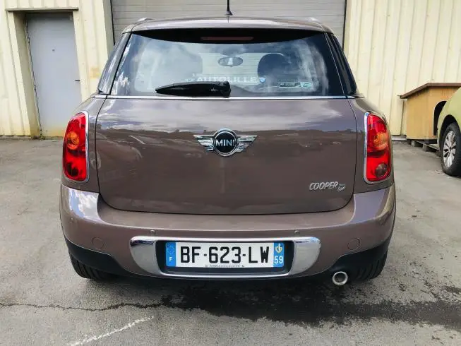 Mini COUNTRYMAN 2011 thumbnail 5