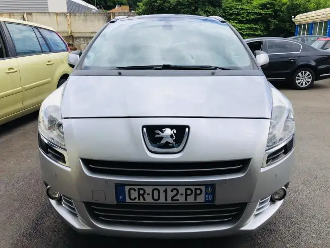 Peugeot 5008 2011 thumbnail 2