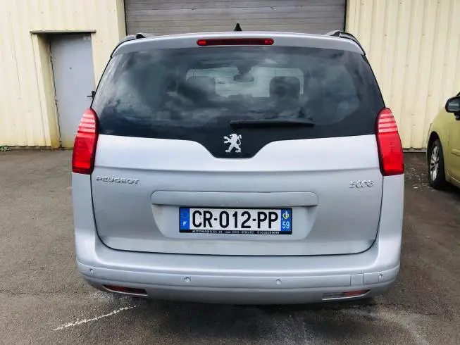 Peugeot 5008 2011 thumbnail 5