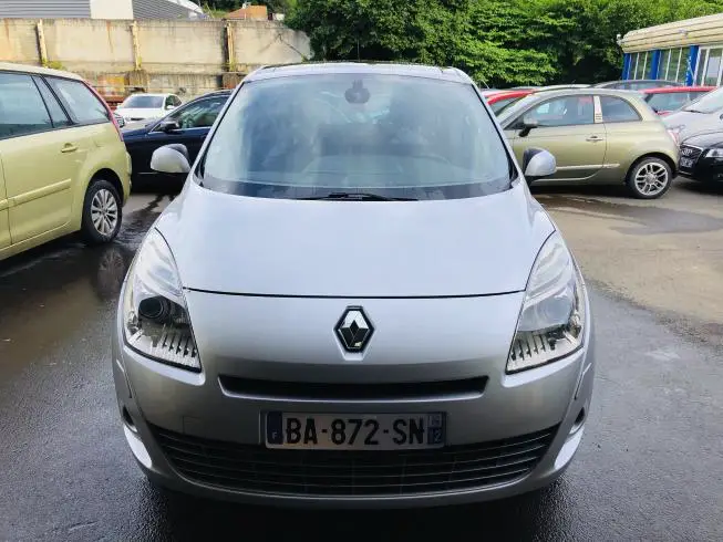 Renault SCENIC 2010 thumbnail 2
