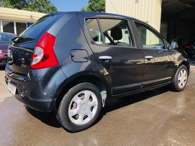 Dacia SANDERO 2010 thumbnail 3