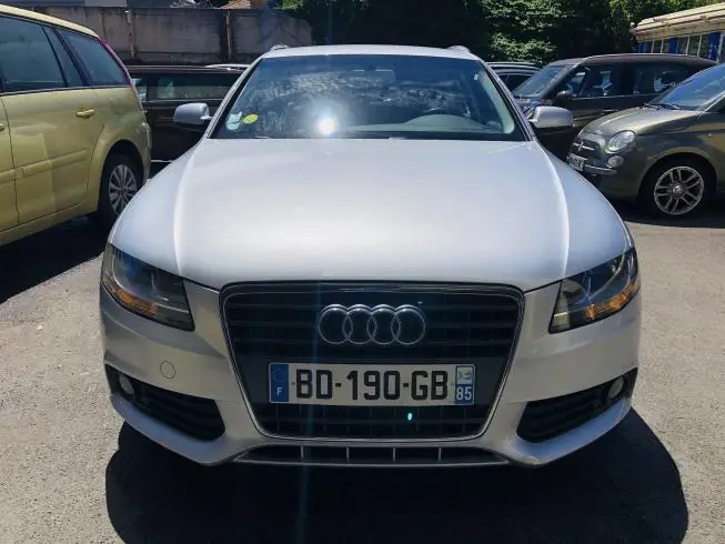 Audi A4 2011 thumbnail 2