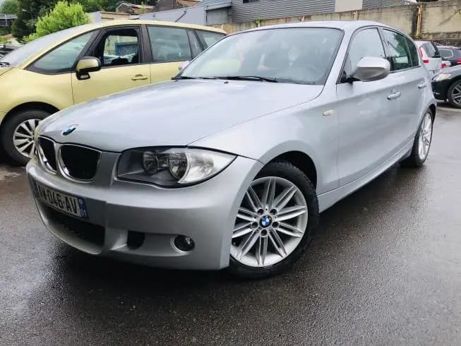 Bmw SERIE 1 2010 thumbnail 1