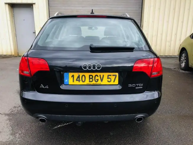 Audi A4 2005 thumbnail 5