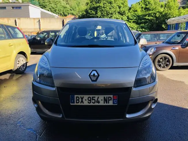 Renault SCENIC 2012 thumbnail 2