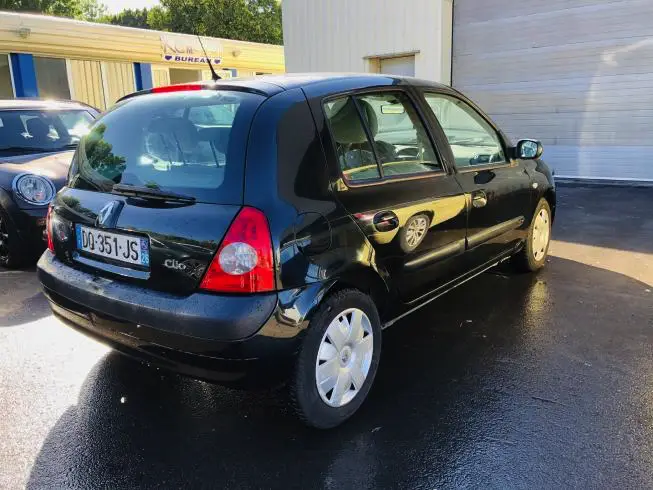 Renault CLIO 2004 thumbnail 4