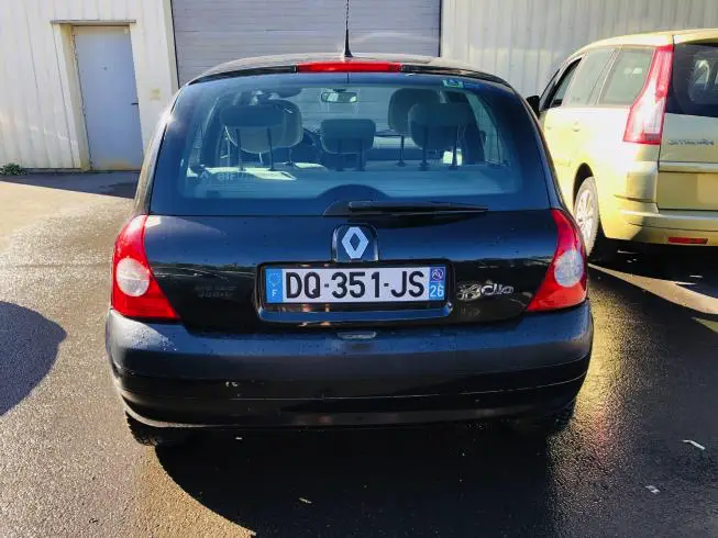 Renault CLIO 2004 thumbnail 5