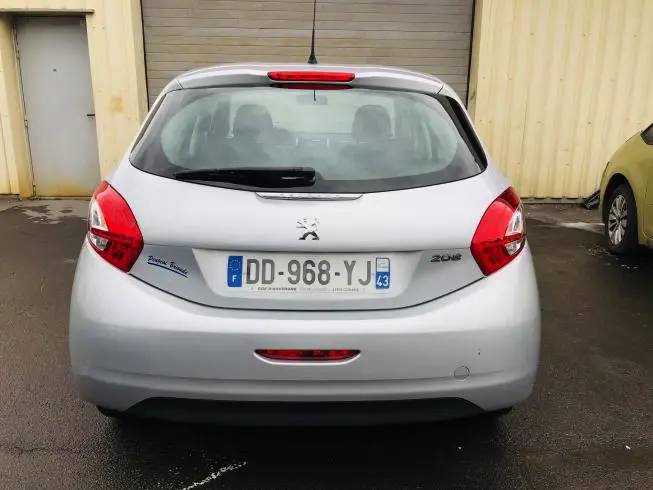 Peugeot 208 2014 thumbnail 5