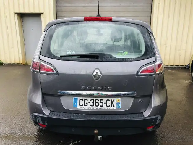 Renault SCENIC 2012 thumbnail 5