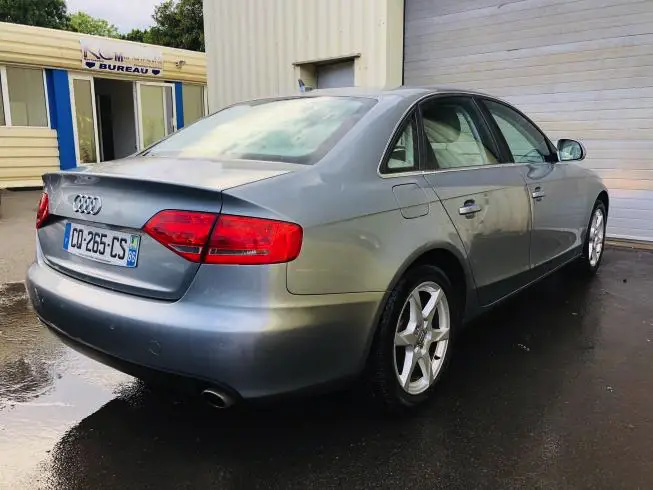Audi A4 2008 thumbnail 4