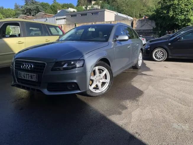Audi A4 2011 thumbnail 1