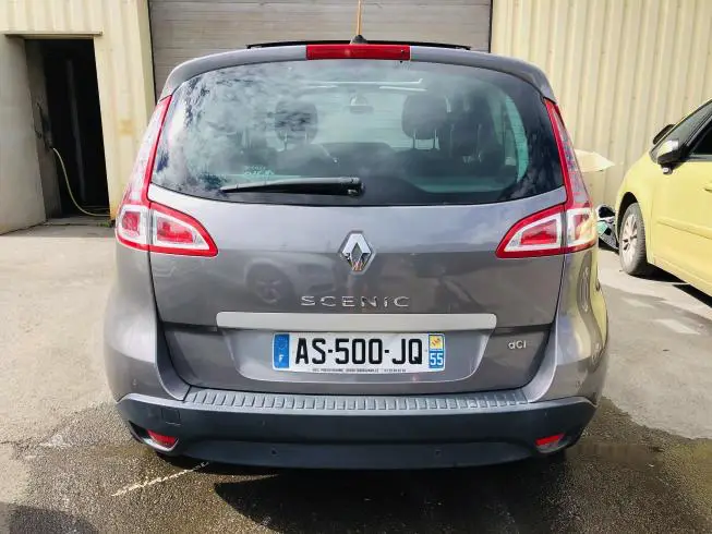 Renault SCENIC 2010 thumbnail 5