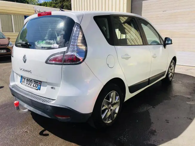 Renault SCENIC 2012 thumbnail 3