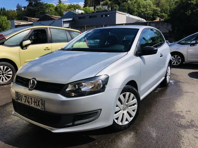 Volkswagen POLO 2011 thumbnail 1