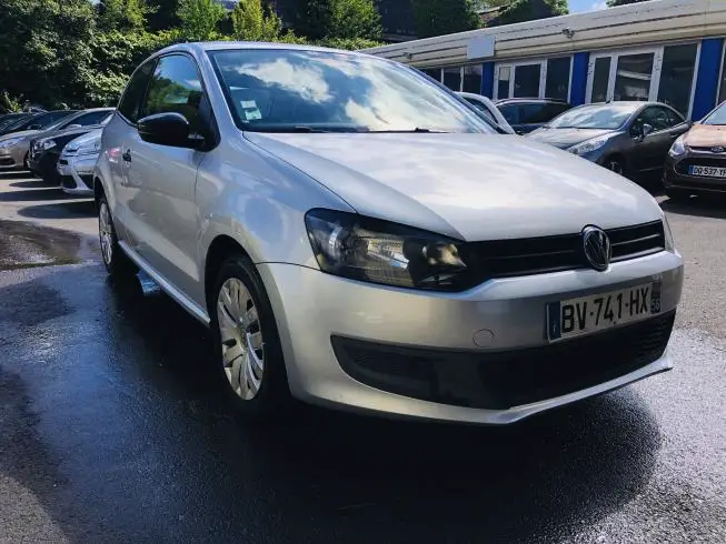 Volkswagen POLO 2011 thumbnail 3