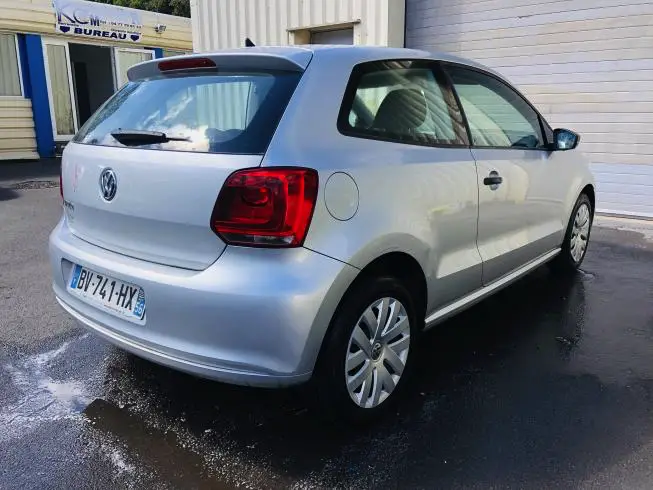 Volkswagen POLO 2011 thumbnail 4