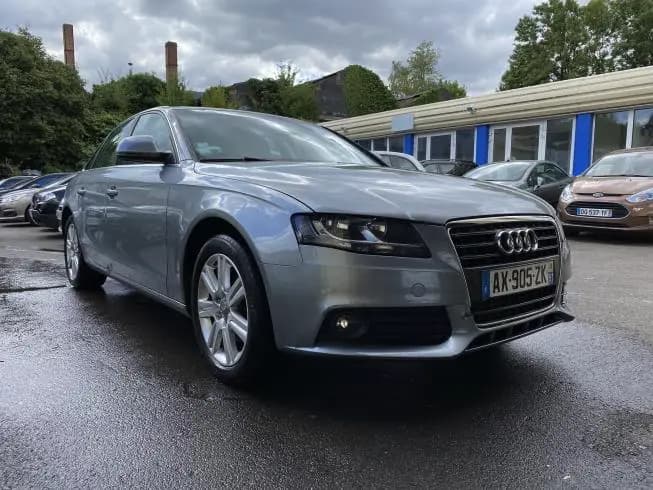 Audi A4 2010 thumbnail 3