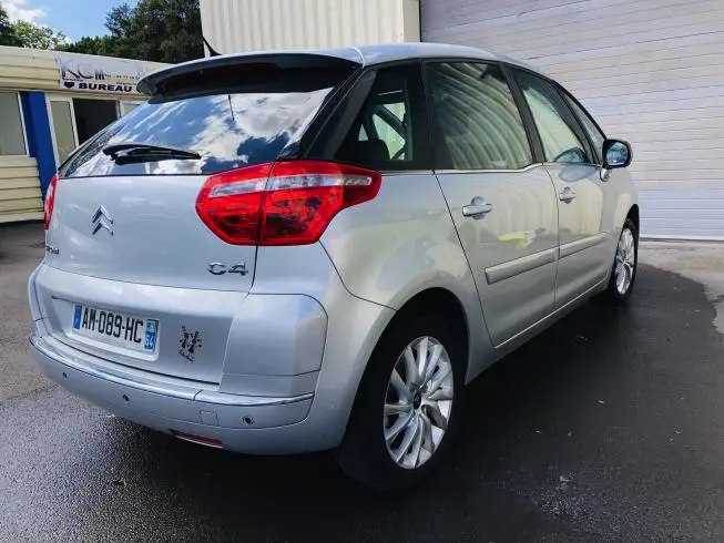 Citroen C4 PICASSO 2010 thumbnail 4