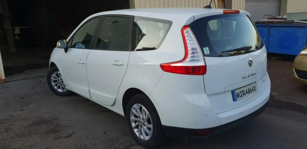 Renault SCENIC 2013 thumbnail 4