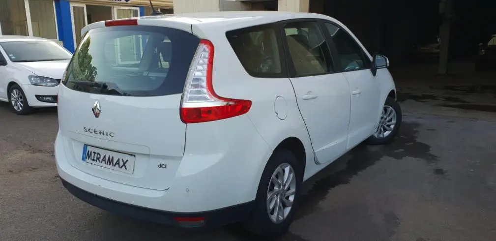 Renault SCENIC 2013 thumbnail 5