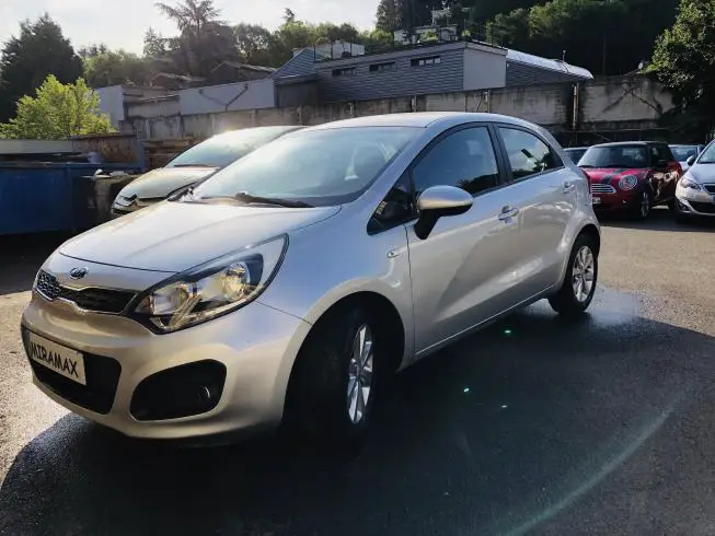 Kia RIO 2012 thumbnail 1