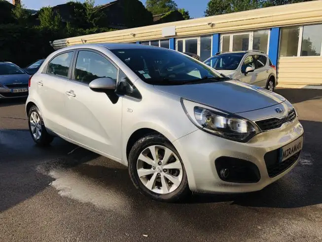Kia RIO 2012 thumbnail 3
