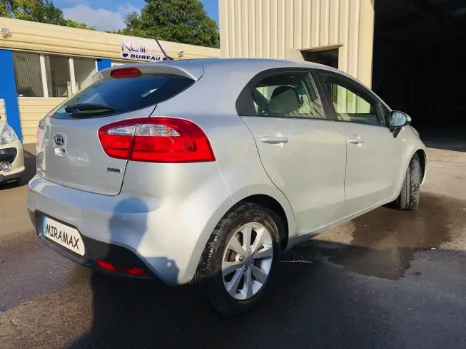 Kia RIO 2012 thumbnail 4